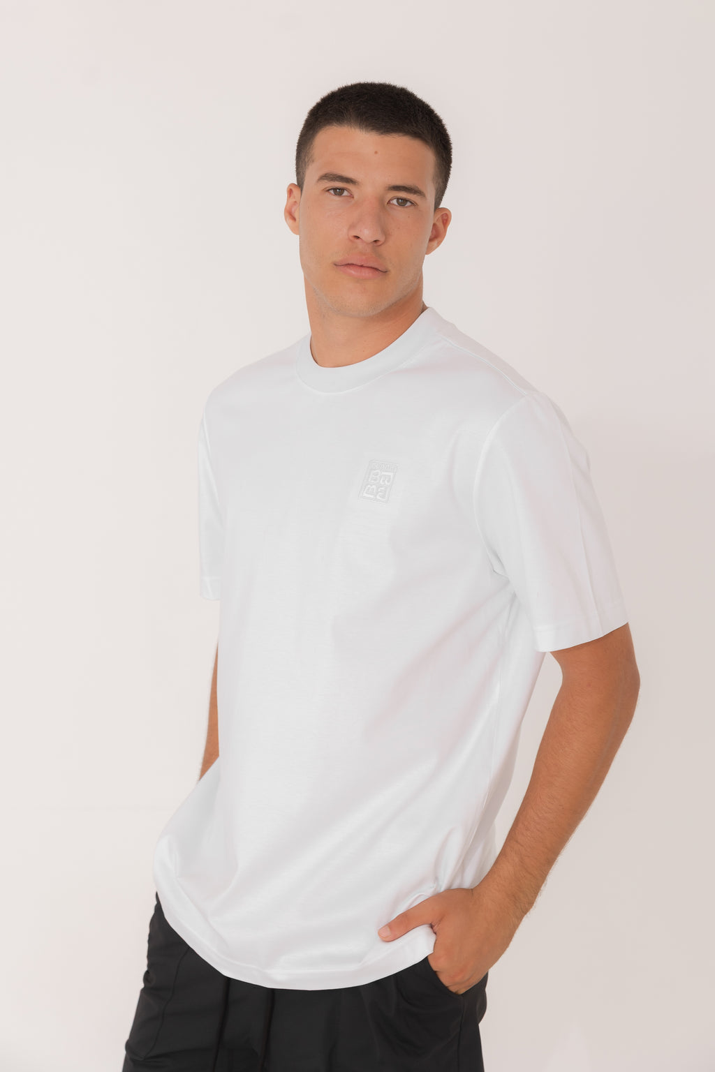 T-SHIRT BD Vertical Line