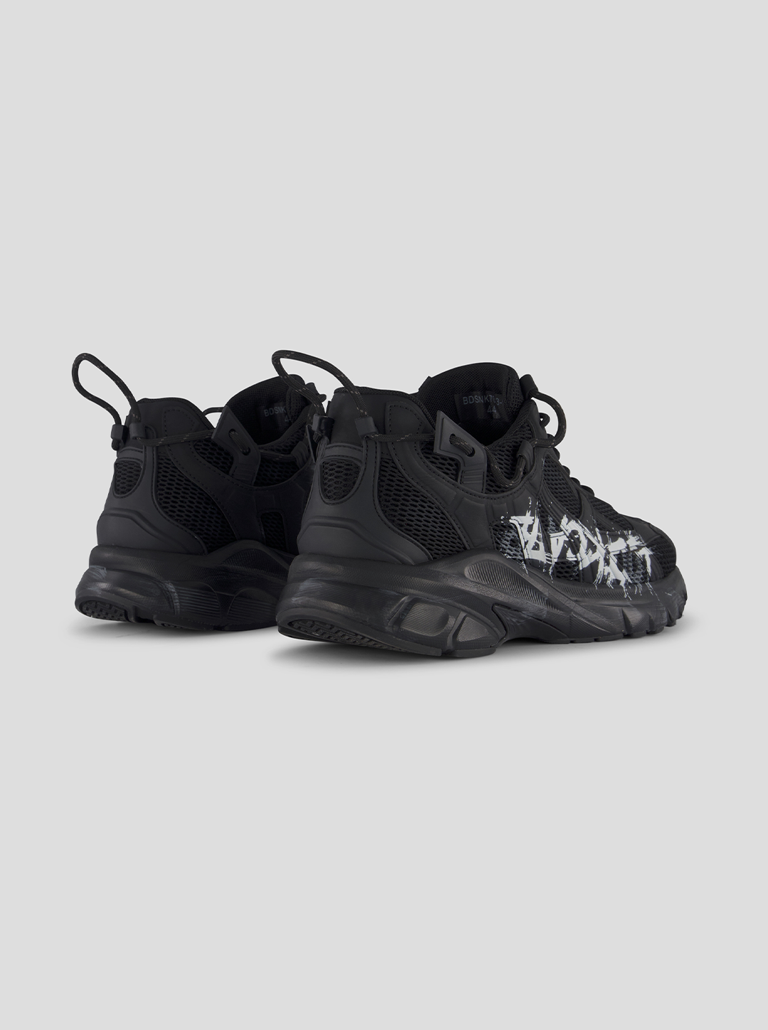 SNEAKERS Chaos Runner