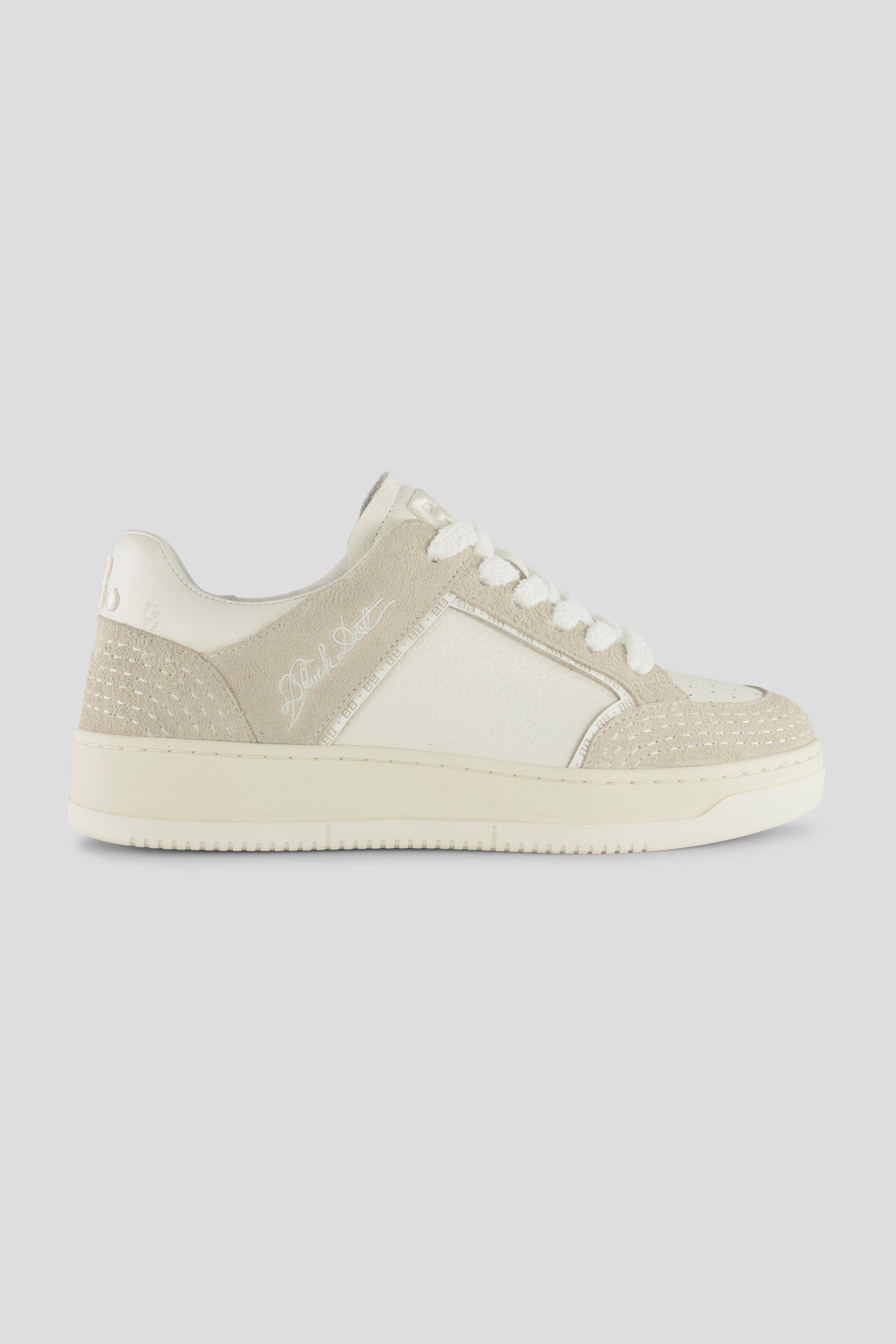 SNEAKERS BD clean urban style