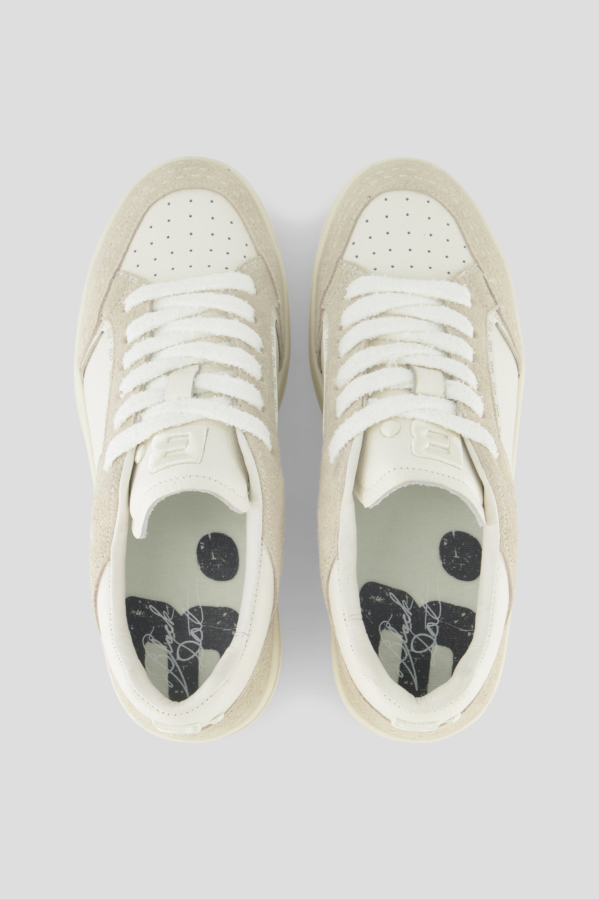 SNEAKERS BD clean urban style