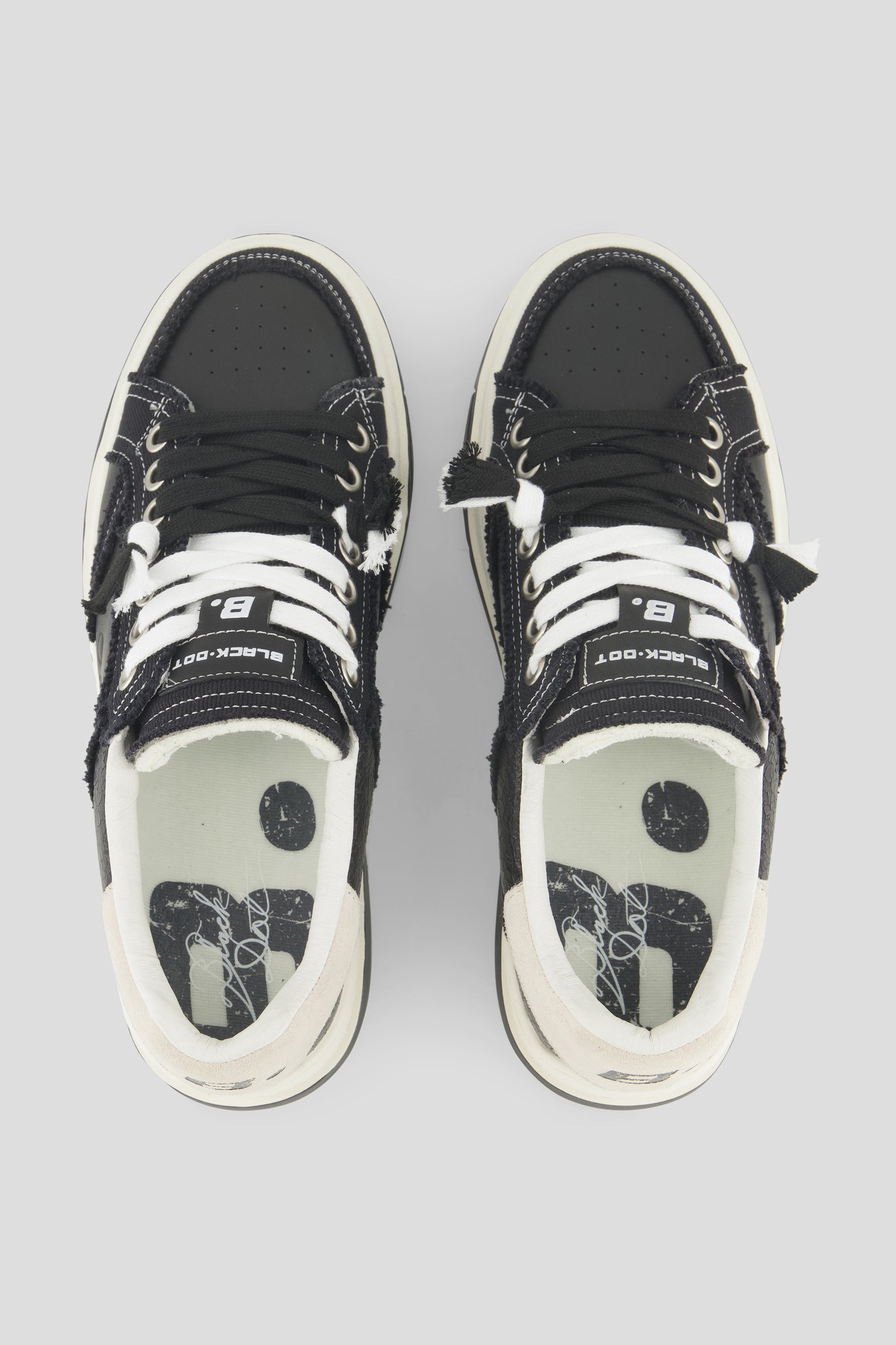 SNEAKERS BD modern minimal look