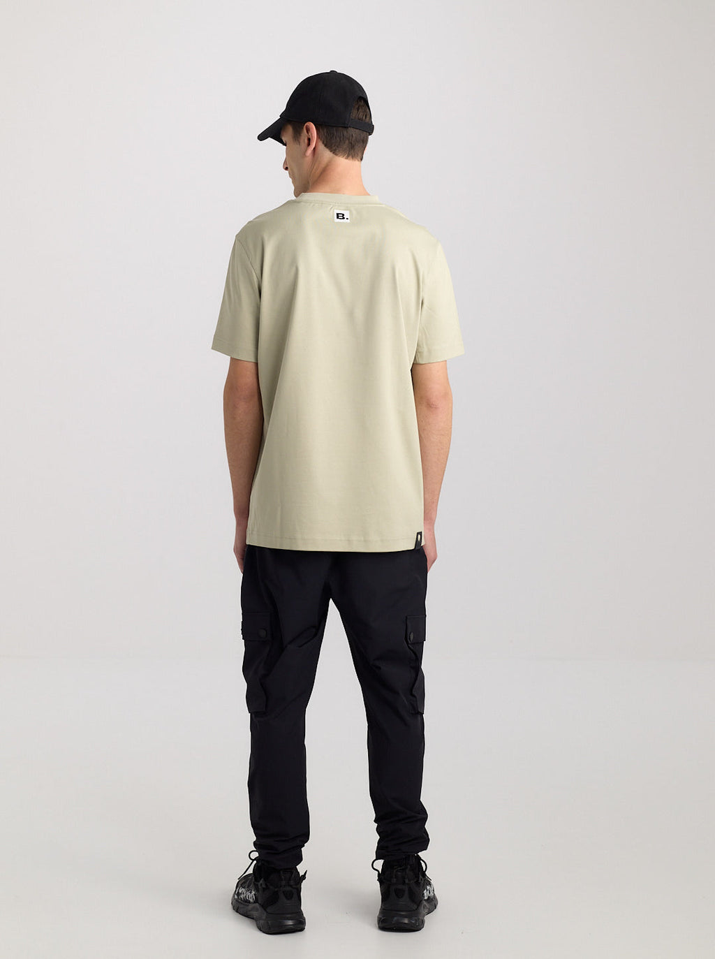 T-SHIRT Modern Sophistication