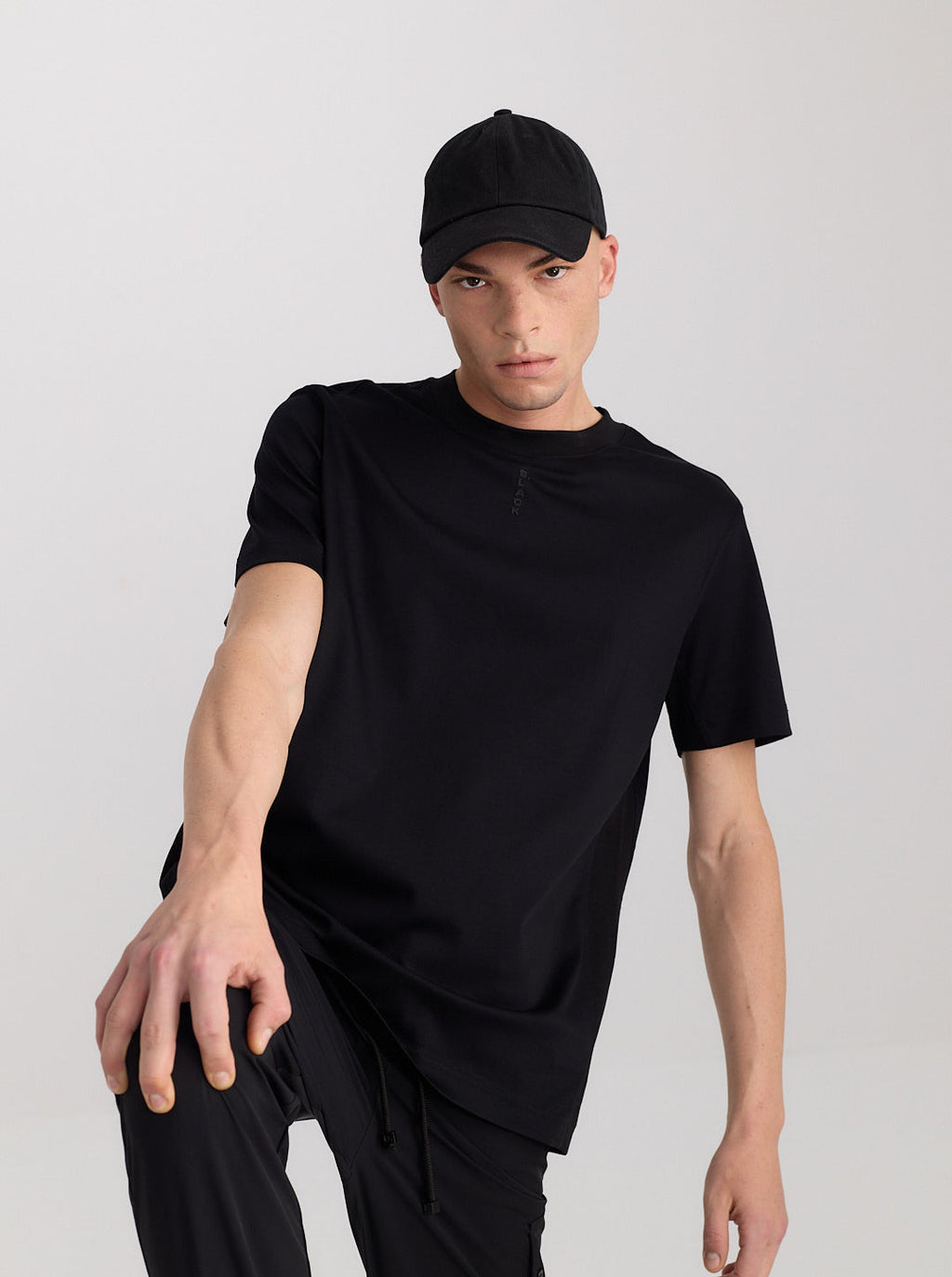 T-SHIRT Modern Sophistication