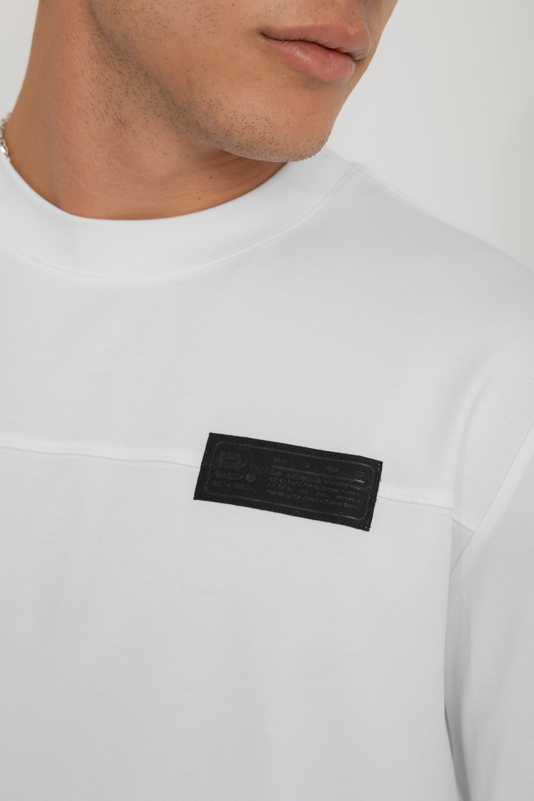 T-SHIRT BD Linear Patch