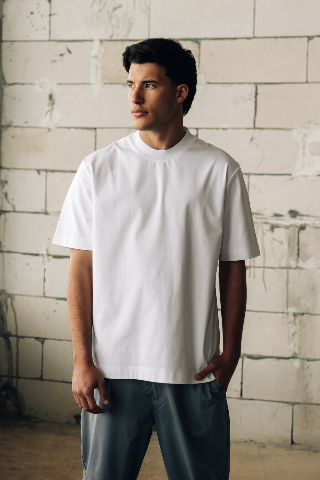 T-SHIRT BD bold graphic