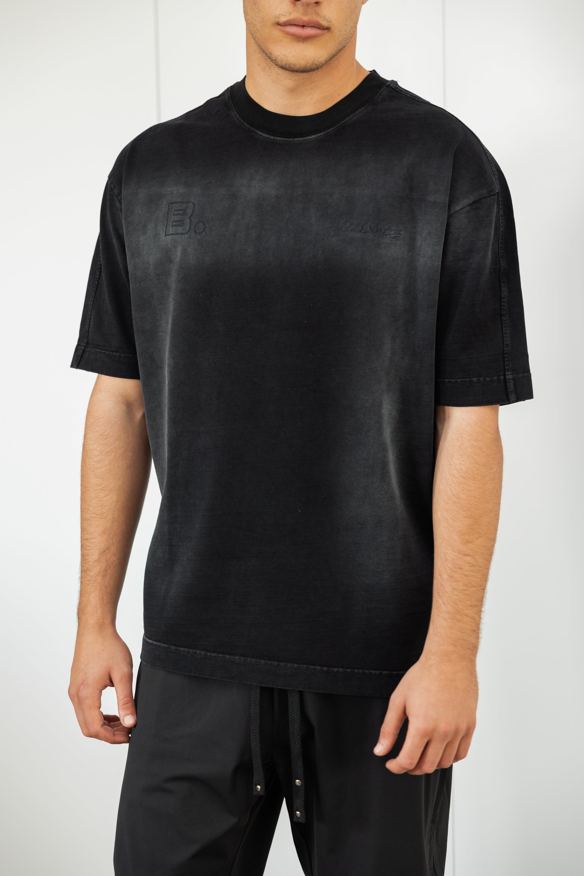 T-SHIRT BD minimal logo