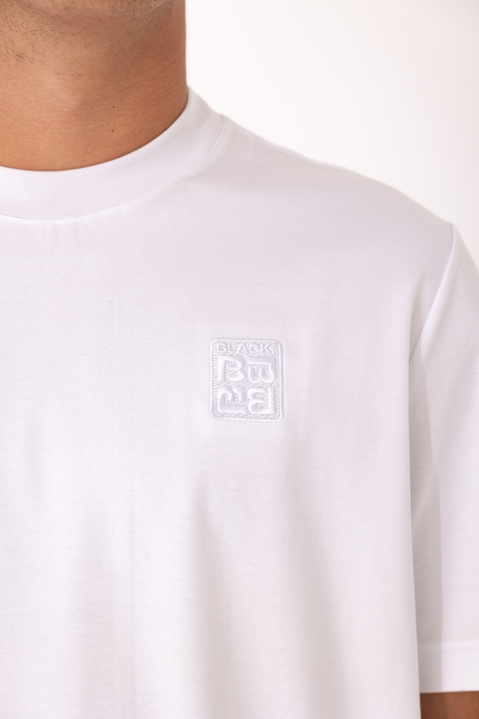 T-SHIRT BD Vertical Line